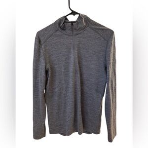 Icebreaker half zip men’s medium